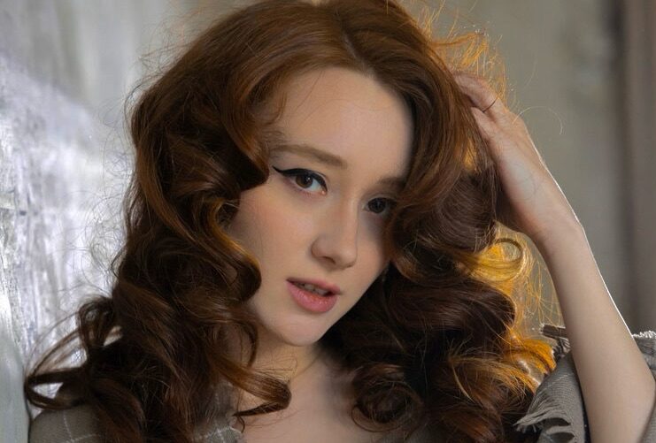 Alice Mido: Biography, Age, Career & Net Worth 2025