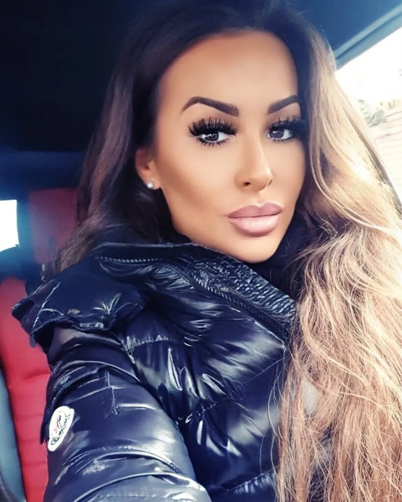 Amanda Rendall: Age, Career, Height, Boyfriend & Net Worth 2025