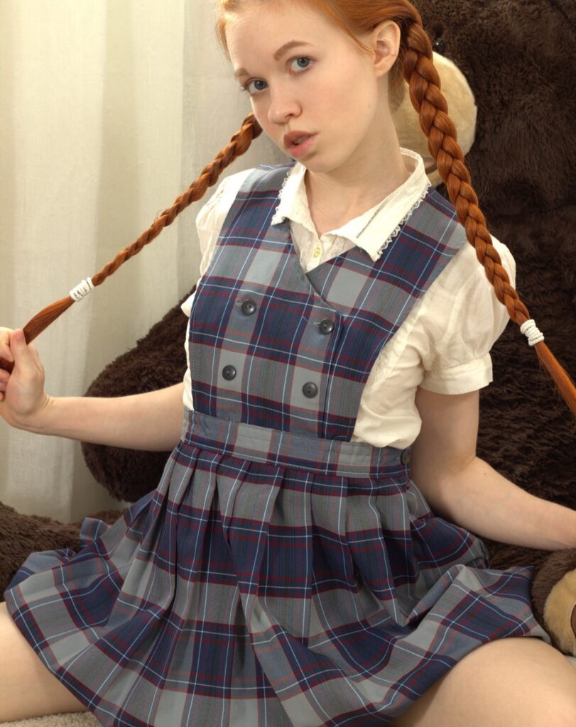 Dolly Little Biography: Age, Career, Net Worth & Life Story