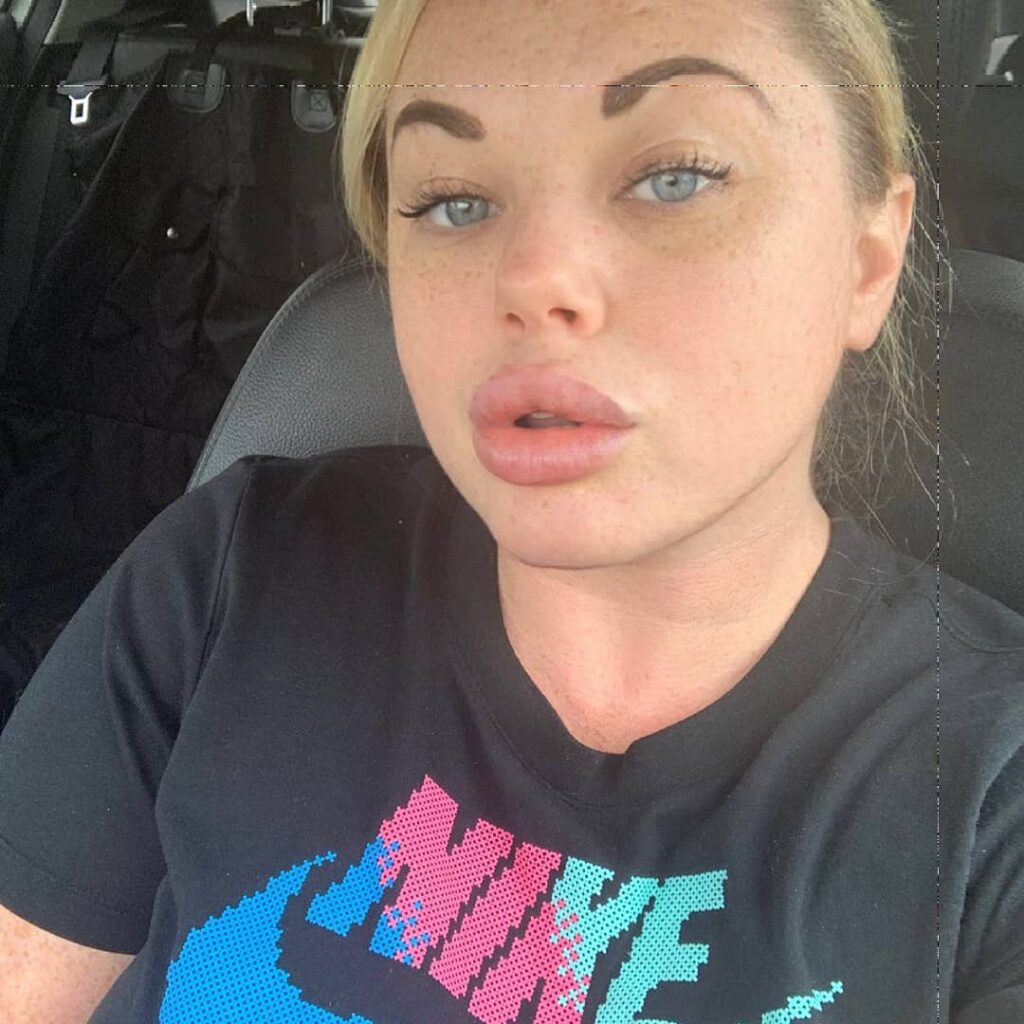 Katrina Thicc, also professionally known as Katrina Blacked, is an American adult entertainment performer, content creator, and social media influencer who has captur