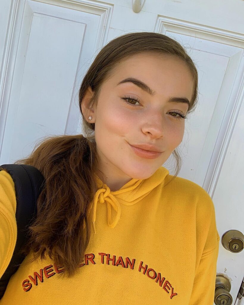 Amber Moore Biography: Age, Career, Boyfriend & Net Worth 2025