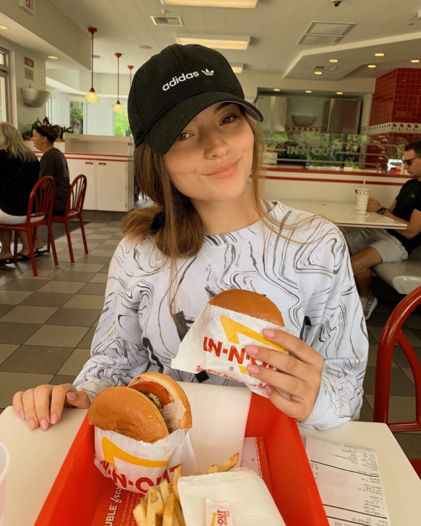 Amber Moore Biography: Age, Career, Boyfriend & Net Worth 2025